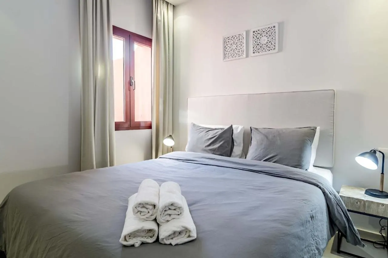 Modern Apartment Close To The Beach, Elviria Marbella Spain