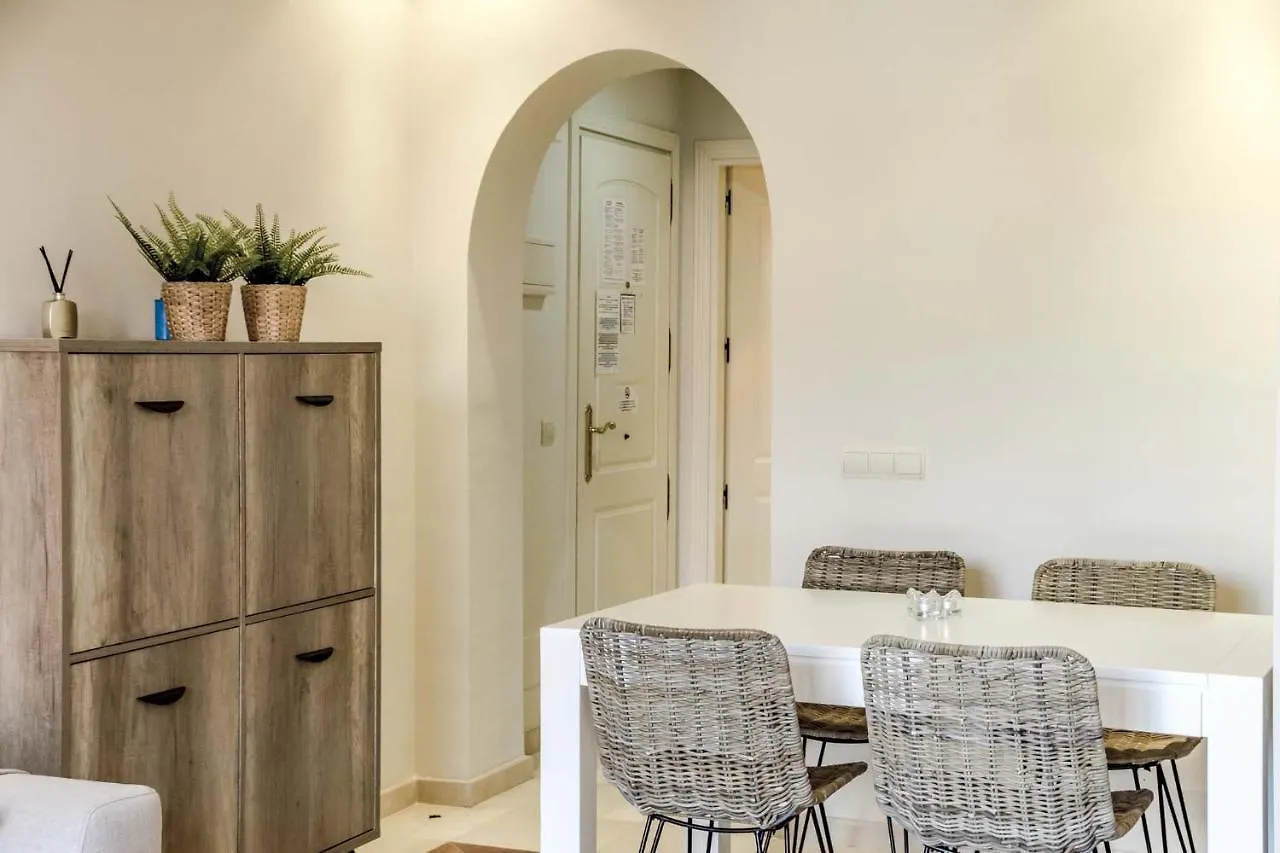 Modern Apartment Close To The Beach, Elviria Marbella 0*,  Spain