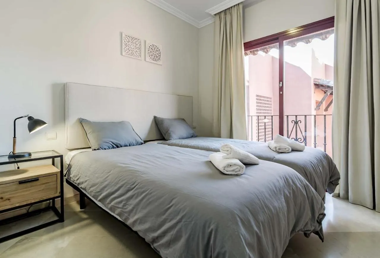 Modern Apartment Close To The Beach, Elviria Marbella Spain