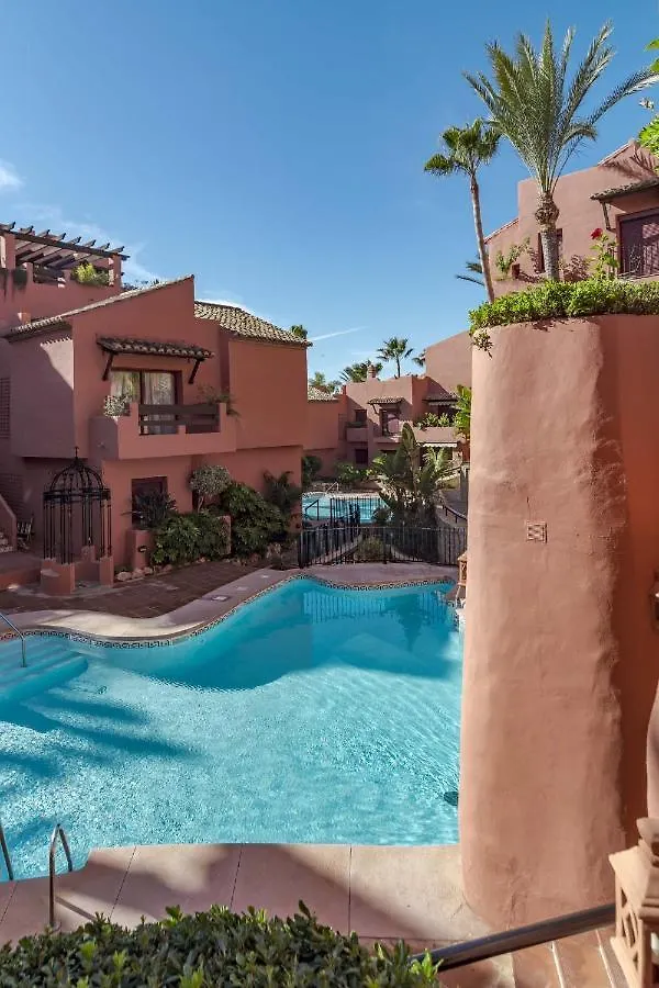 Modern Apartment Close To The Beach, Elviria Marbella