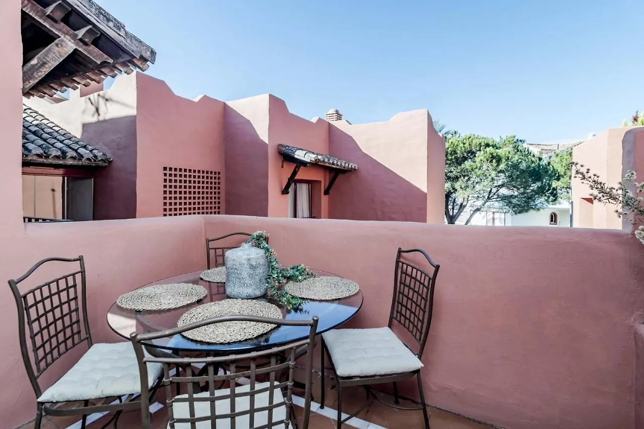 Modern Apartment Close To The Beach, Elviria Marbella